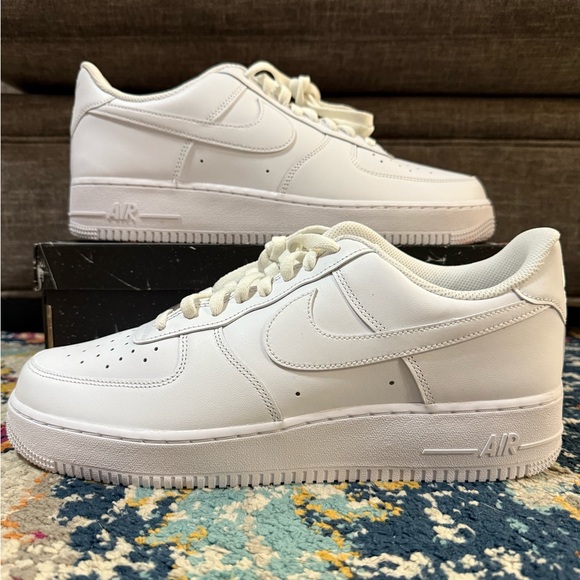 Nike Air Force 1 ‘07 “Triple White” - Picture 1 of 5